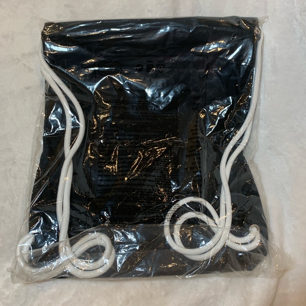 Nike Drawstring Bag - Picture 2 of 2